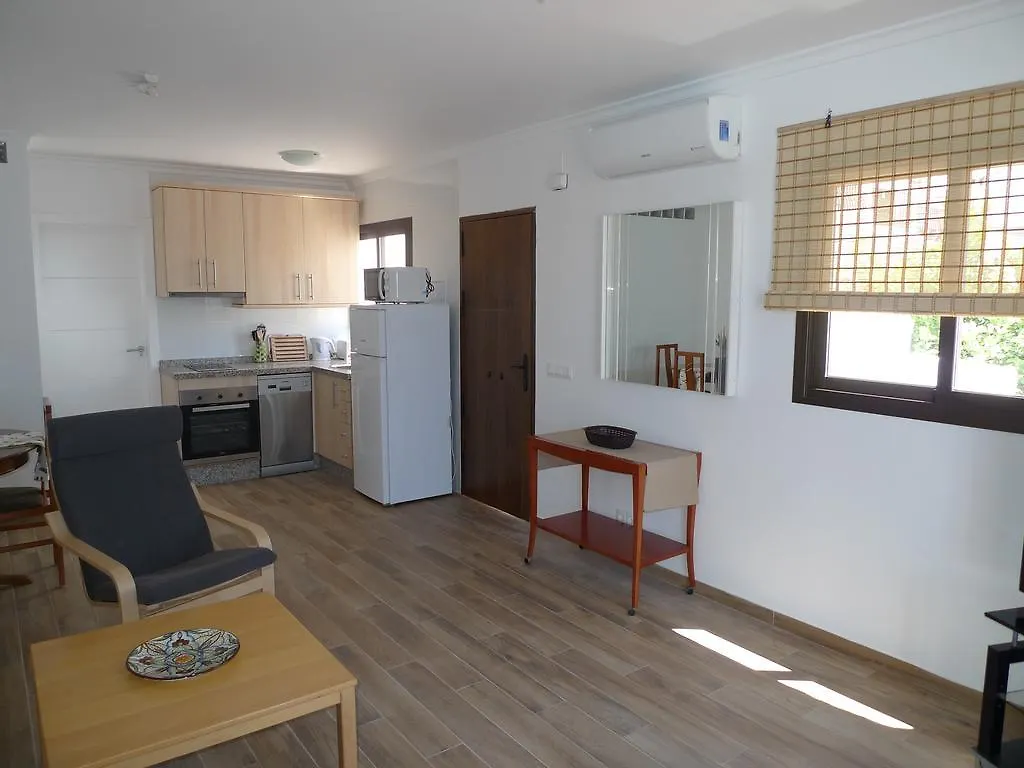 נרחה Capistrano Village 14 A&B 0*,